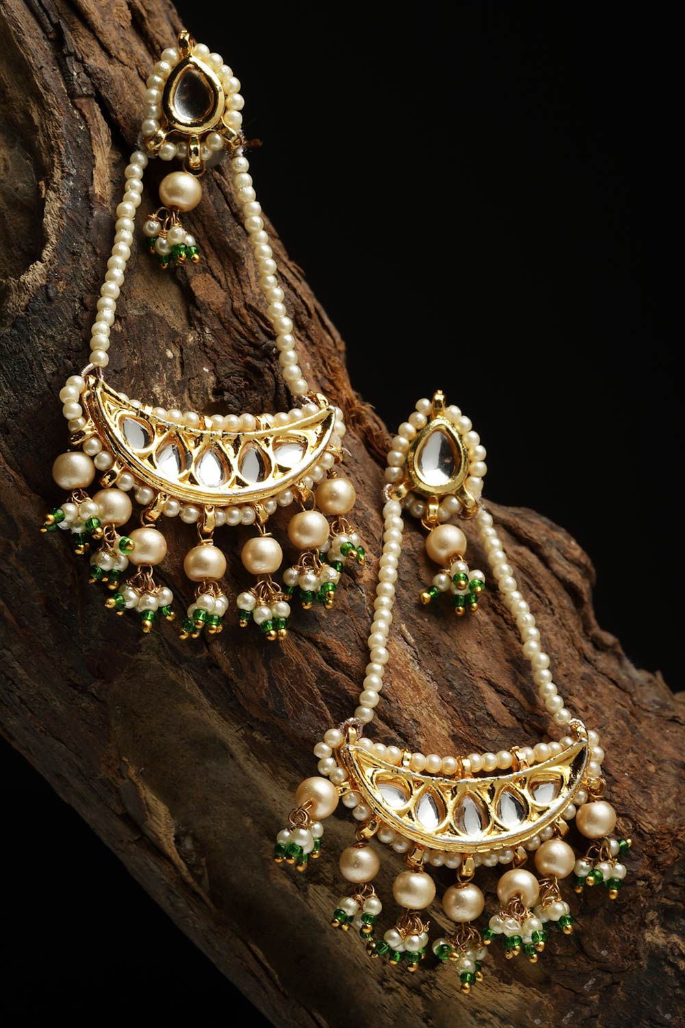 Shop Tarali Green & Gold Kundan And Pearl Drop Earrings at best offer at our  Store - One Minute Saree