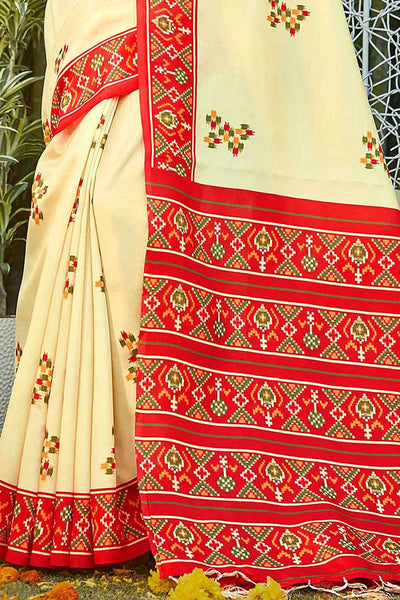 Buy Indira Off White Silk Blend Geometric Digital Print Sambalpuri One Minute Saree Online