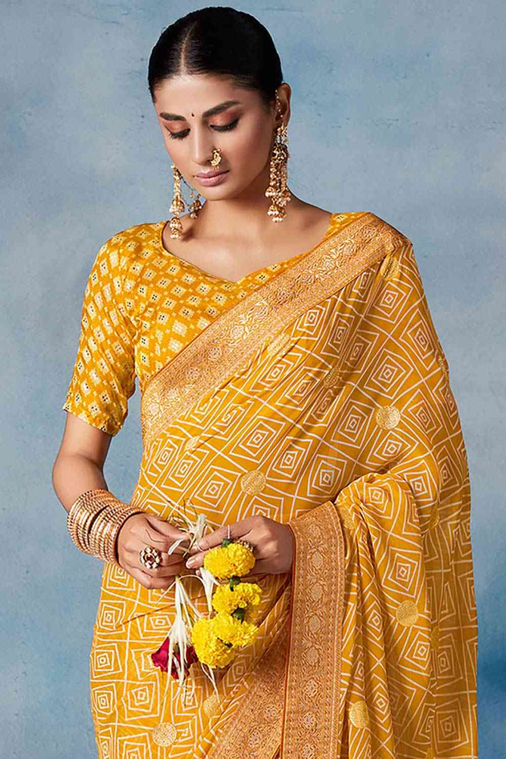 Buy Chitra Yellow Georgette Geometric Printed One Minute Saree Online