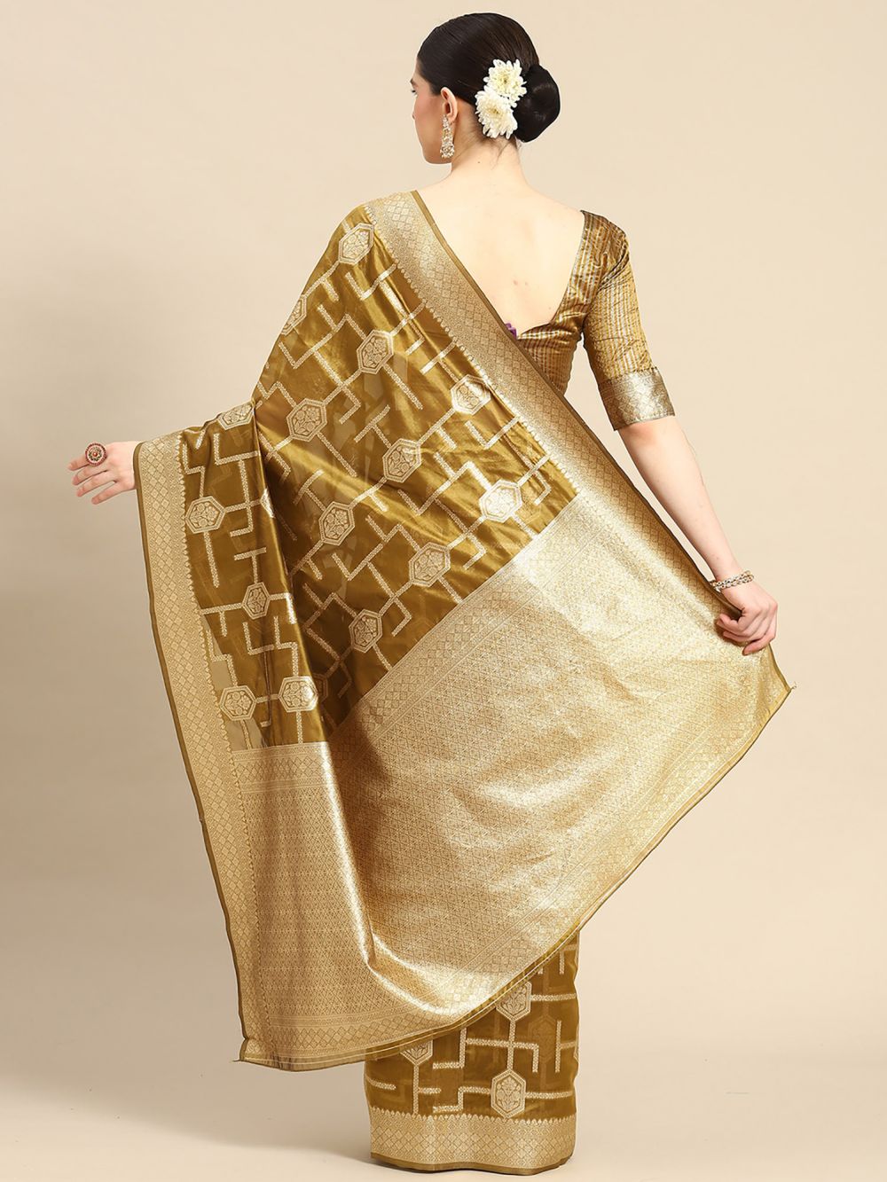 Shop Suchi Olive Organza Banarasi One Minute  Saree at best offer at our  Store - One Minute Saree