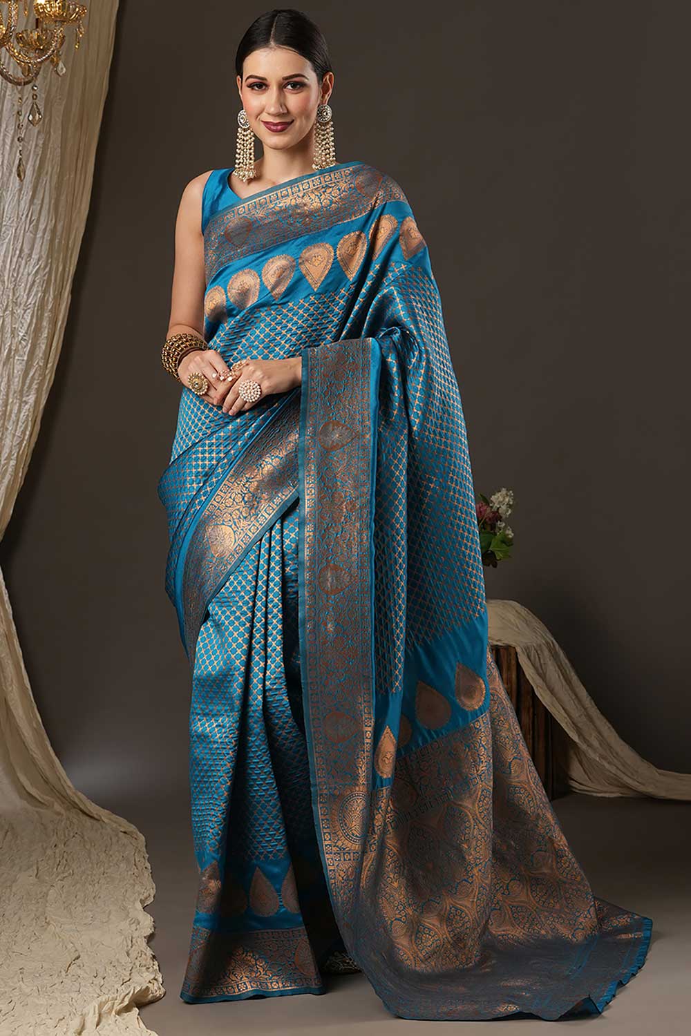 Buy Trisha Blue Silk Blend Paisley Woven Design One Minute Saree Online - One Minute Saree