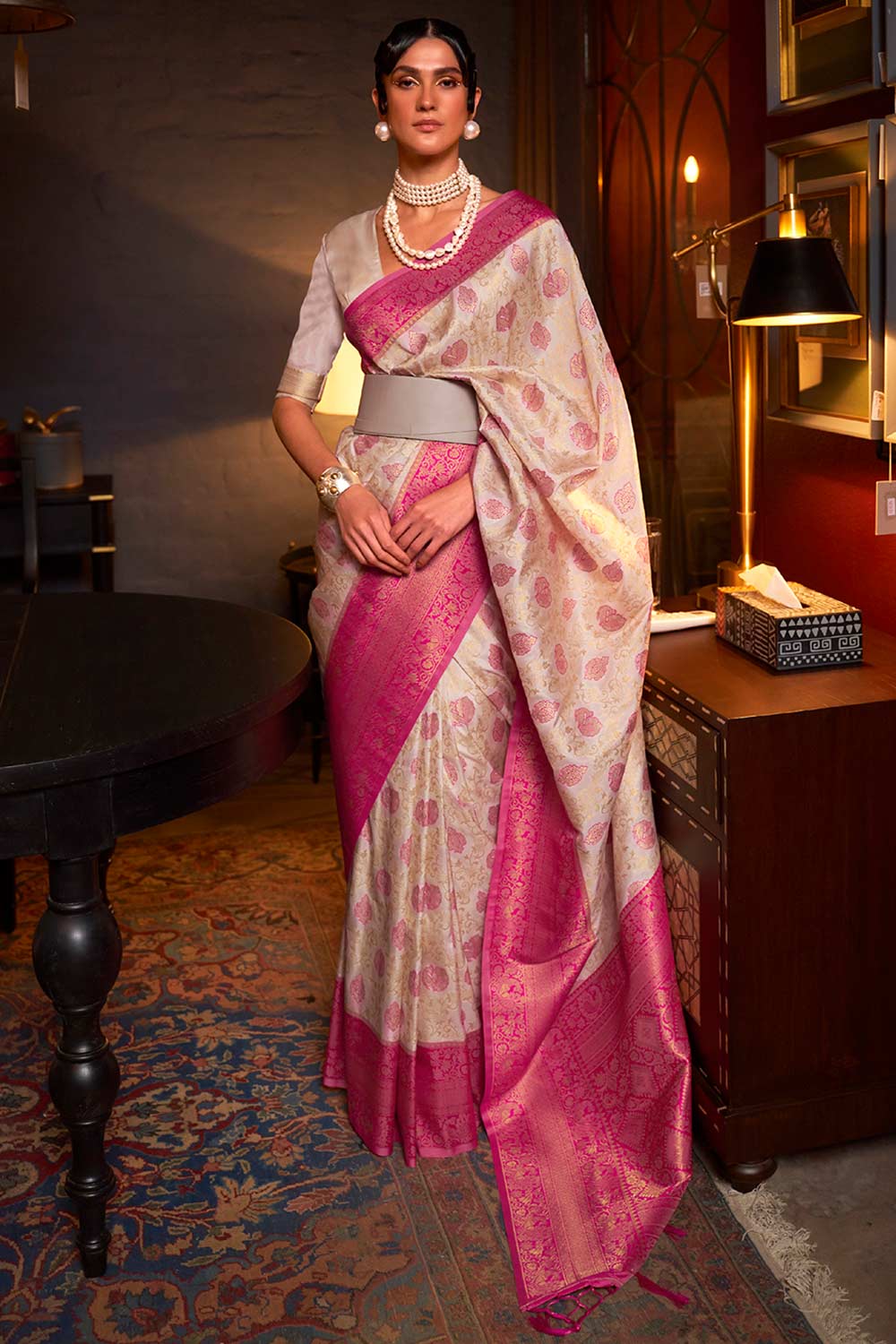 Buy Pearl Pink Art Silk Paisley Dharmavaram One Minute Saree Online - One Minute Saree