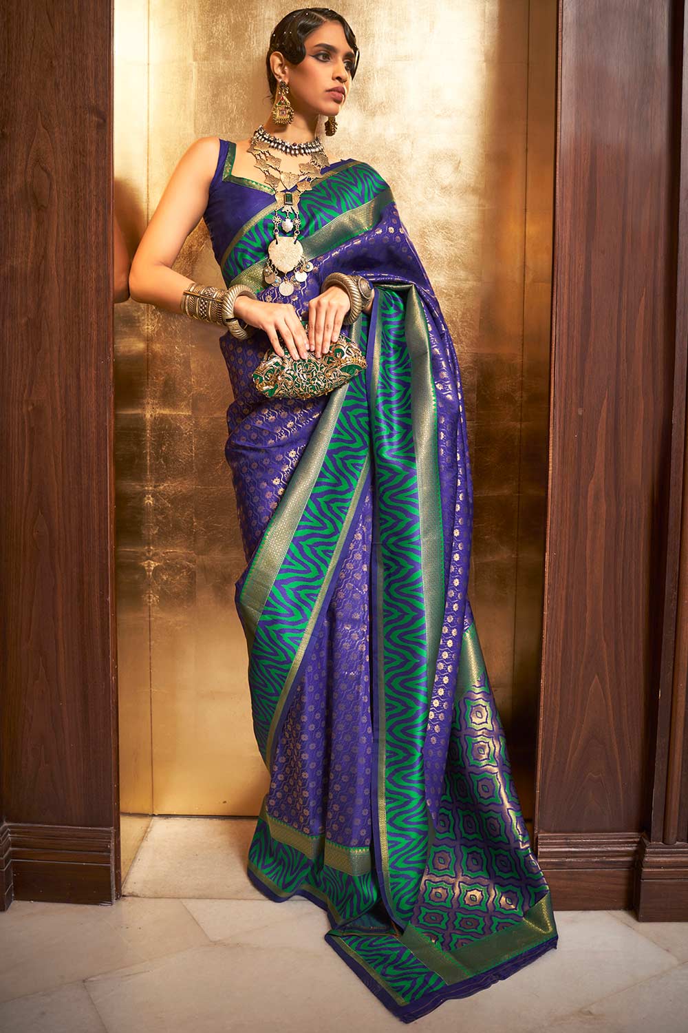 Buy Ashika Multi-Color Silk Blend Paisley Woven Design Banarasi One Minute Saree Online - One Minute Saree