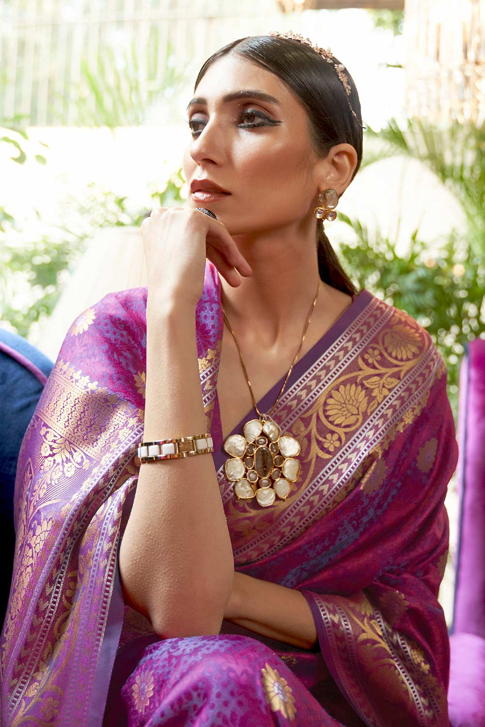 Shop Salena Magenta Silk Blend Floral Banarasi One Minute Saree at best offer at our  Store - One Minute Saree