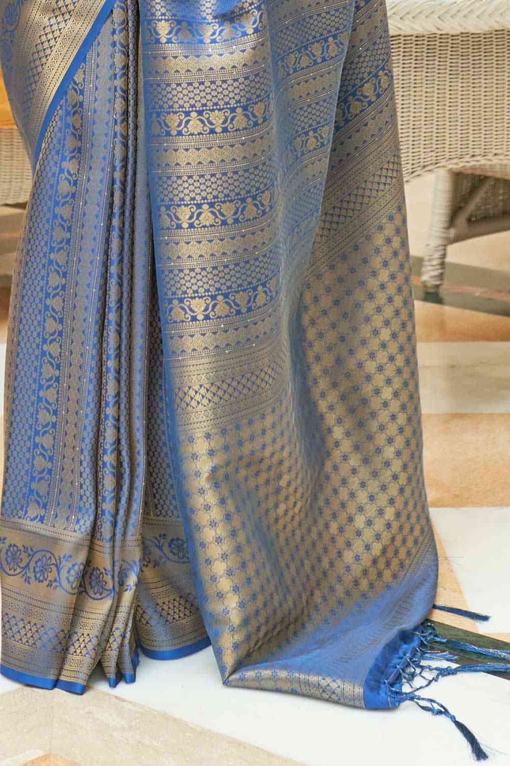 Buy Blessy Blue Silk Blend Paisley Embroidered Kanjivaram One Minute Saree Online
