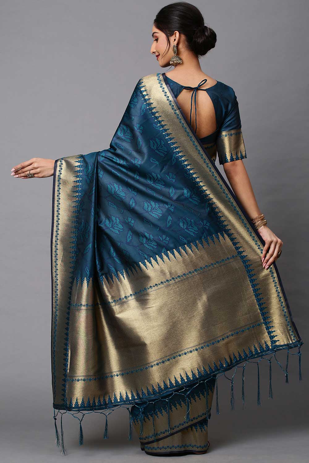 Shop Trisha Teal blue Abstract Print Cotton Silk One Minute Saree at best offer at our  Store - One Minute Saree