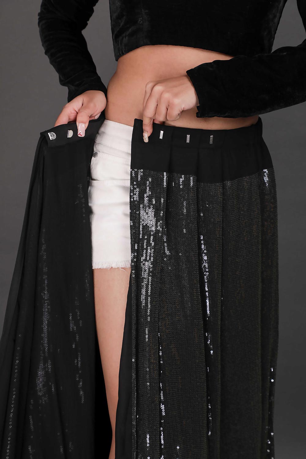 Buy Elana Black Viscose Georgette Sequins One Minute Saree Online - Zoom In