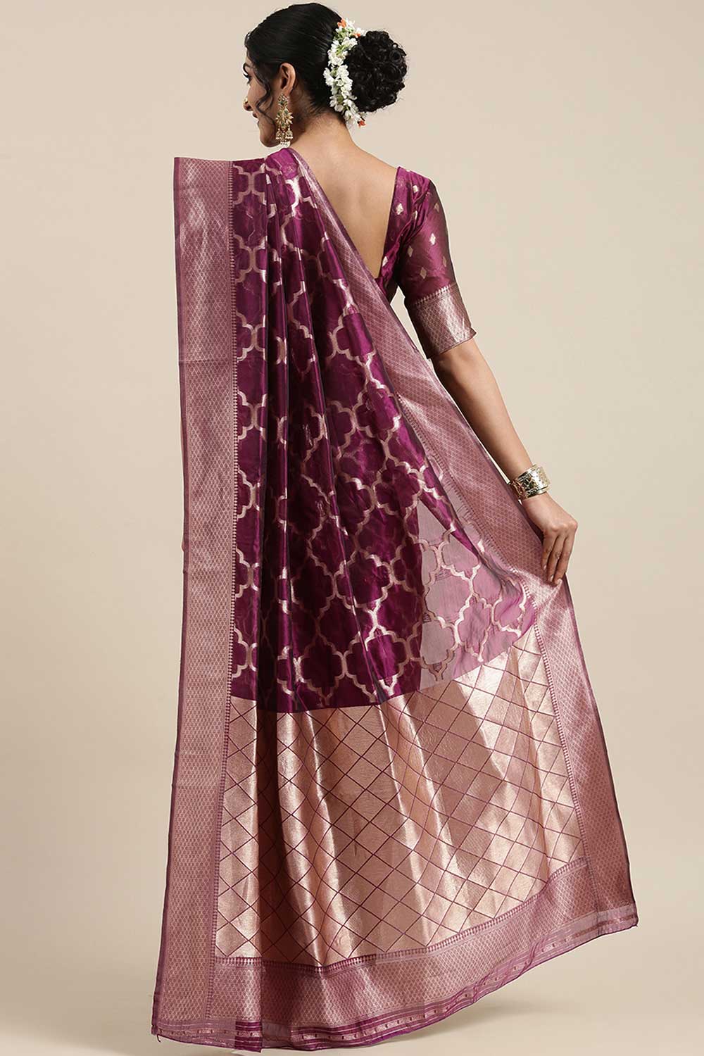 Shop Marta Magenta Floral Organza One Minute Saree at best offer at our  Store - One Minute Saree