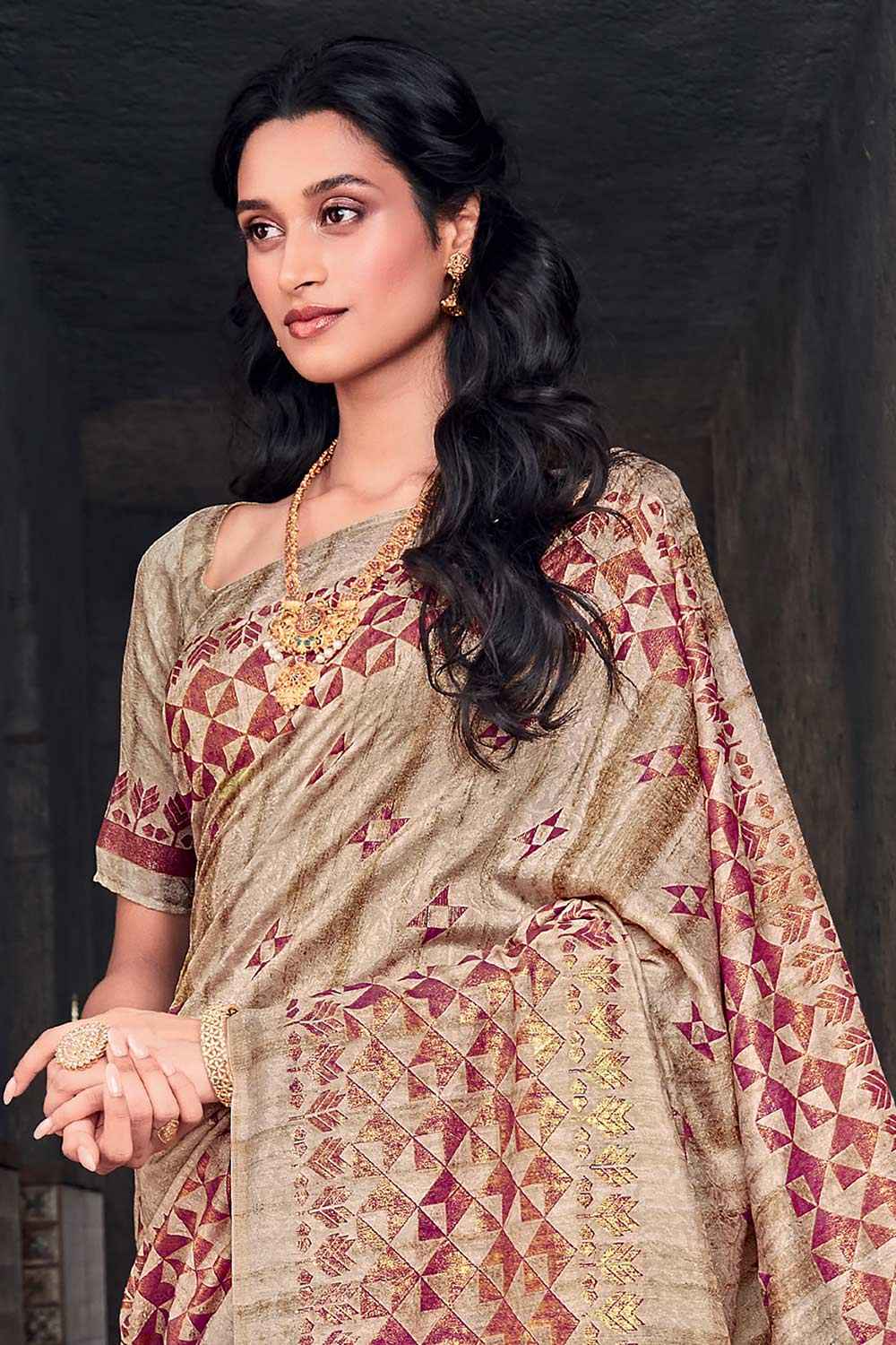 Shop Shayla Beige Silk Blend Bagh Abstract Printed One Minute Saree at best offer at our  Store - One Minute Saree