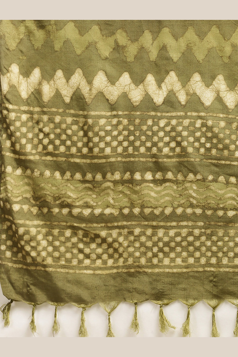 Buy Diana Green Batik Print, Polka Dot Art Silk One Minute Saree Online - Back