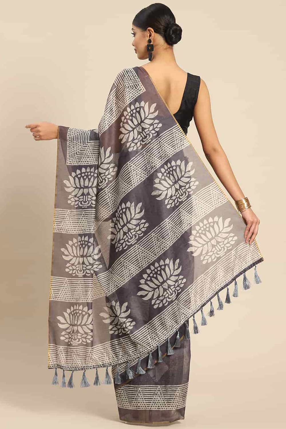 Shop Gora Black Cotton Block Printed One Minute Saree at best offer at our  Store - One Minute Saree