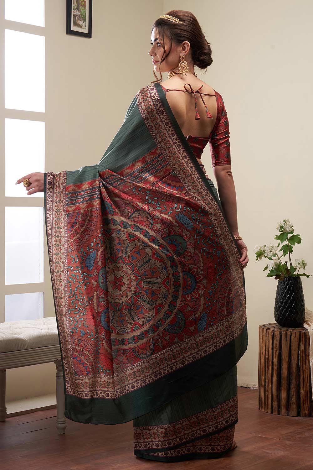 Shop Neetu Green Silk Blend Kalamkari Digital Print Banarasi One Minute Saree at best offer at our  Store - One Minute Saree