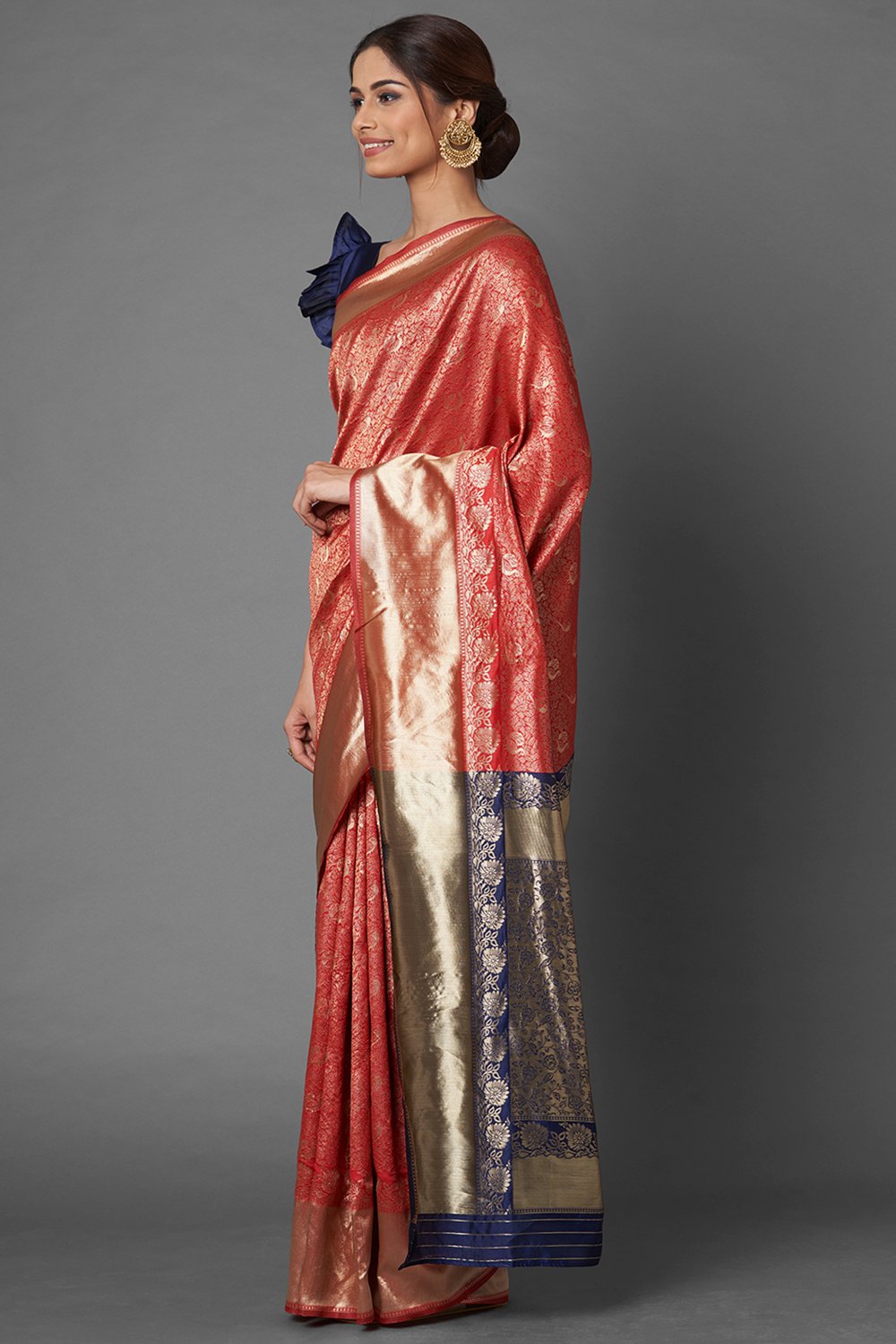 Buy Jona Red & Navy Blue Woven Silk Blend One Minute Saree Online - Front