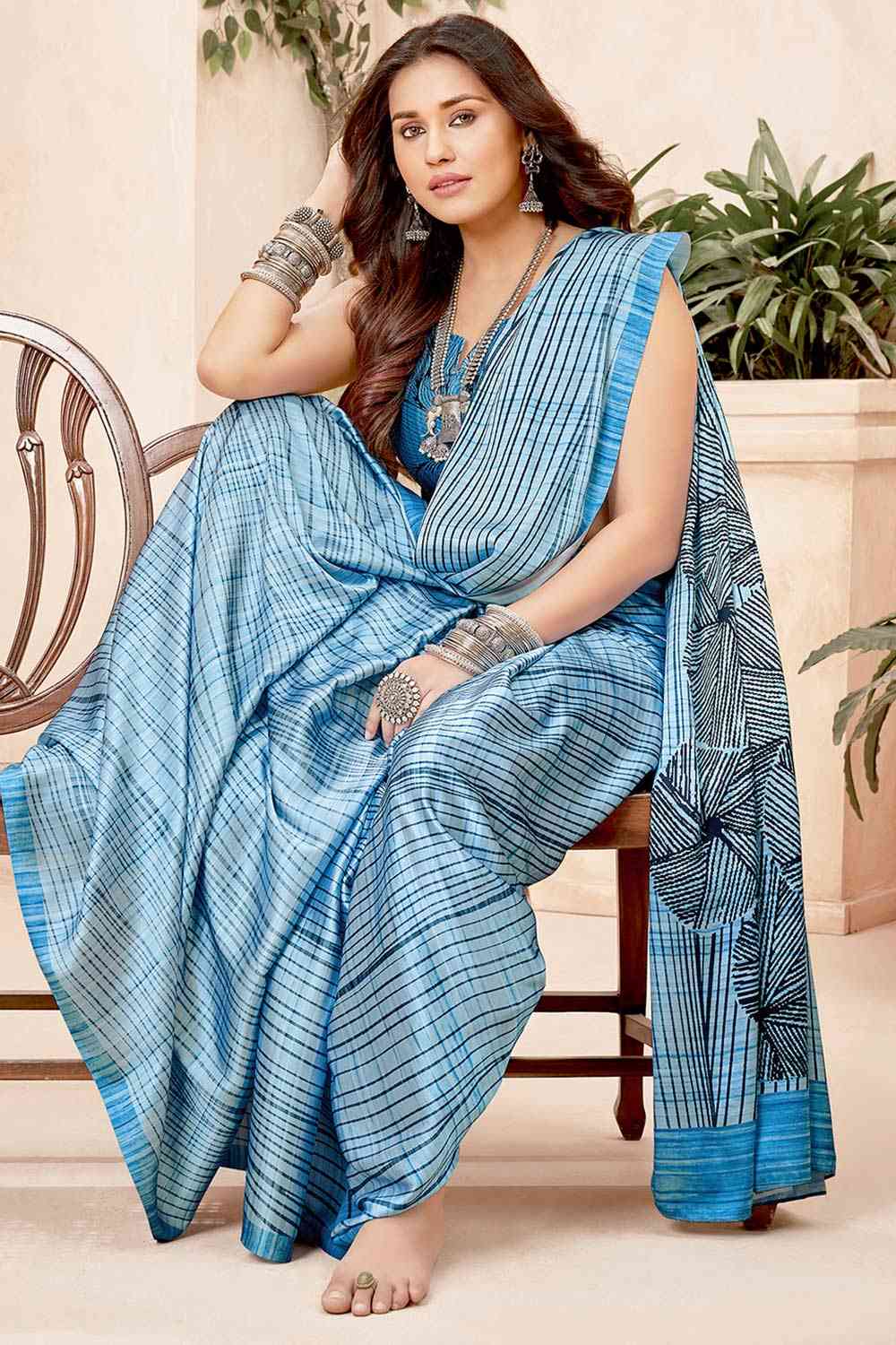 Buy Dara Blue Crepe Abstract Print One Minute Saree Online